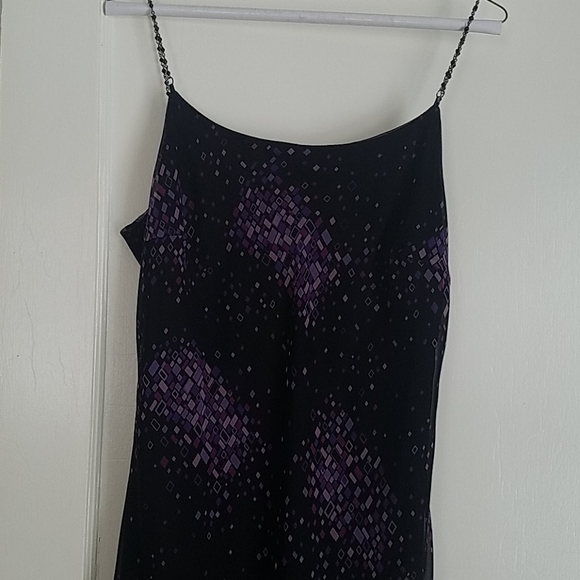 Younique Boutique - Picture 2 of 4